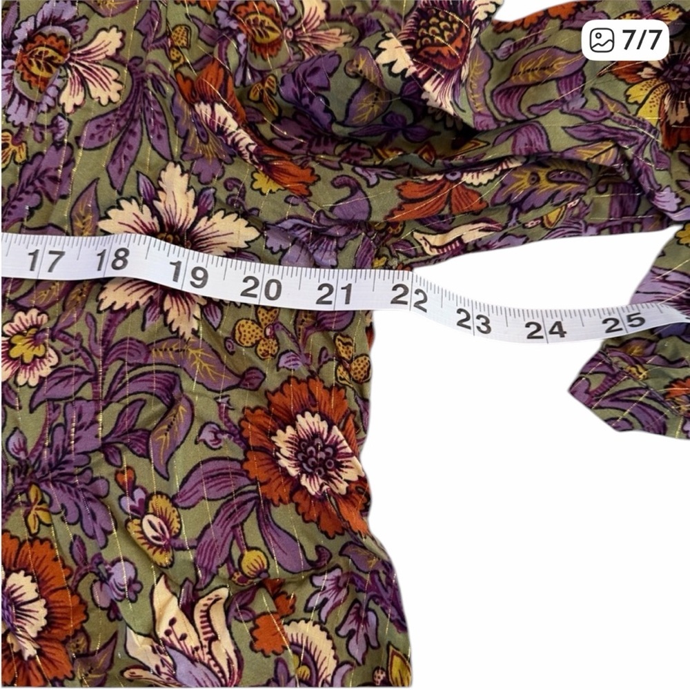 Jane & Delancey Woman’s Floral Print Long-Sleeve Top - Size Large - PTP 21” - Picture 7 of 7